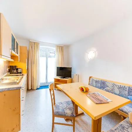 Hotel Alpenhof 3*